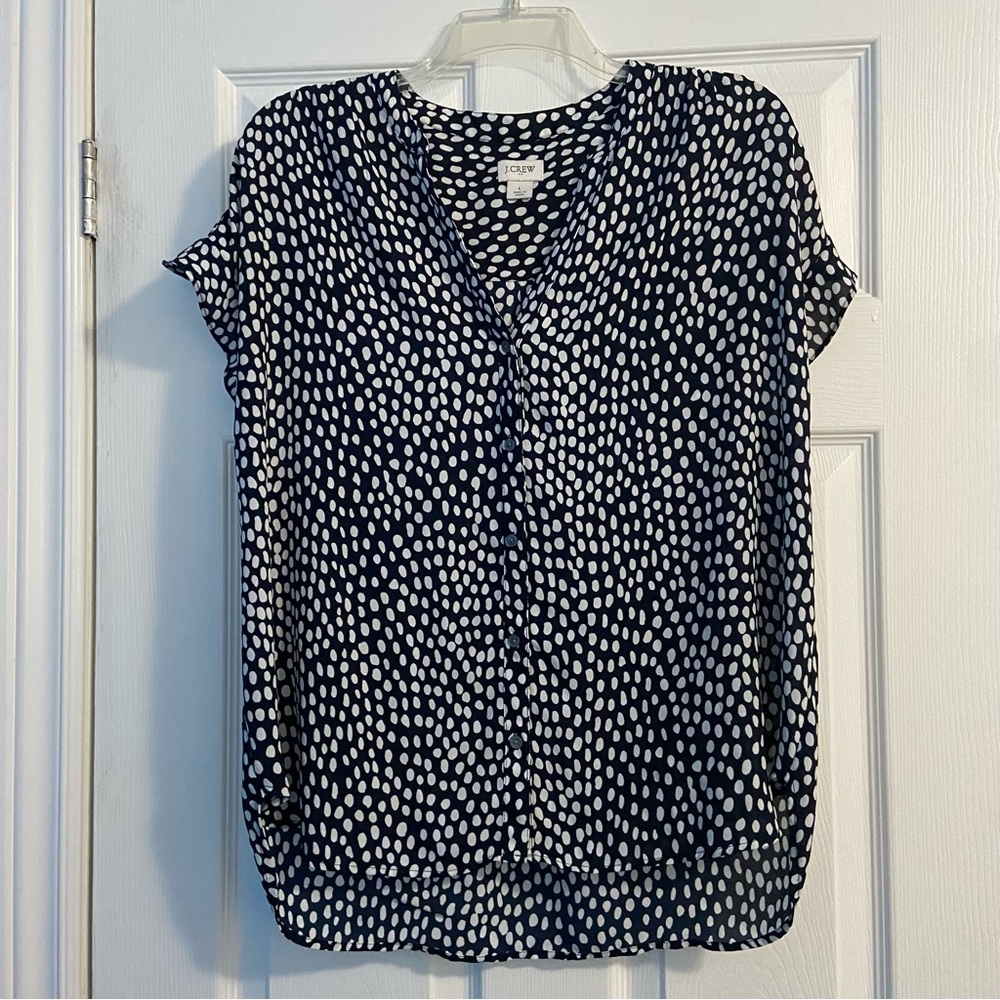 J.Crew Women’s Navy and White Patterned Button Down Short Sleeve Blouse Size L